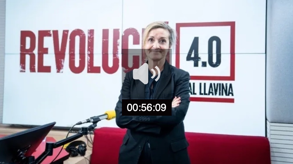 Esther Vera: «Dirigir un periódico es como ‘Apocalypse now’: bombas caen por todas partes»