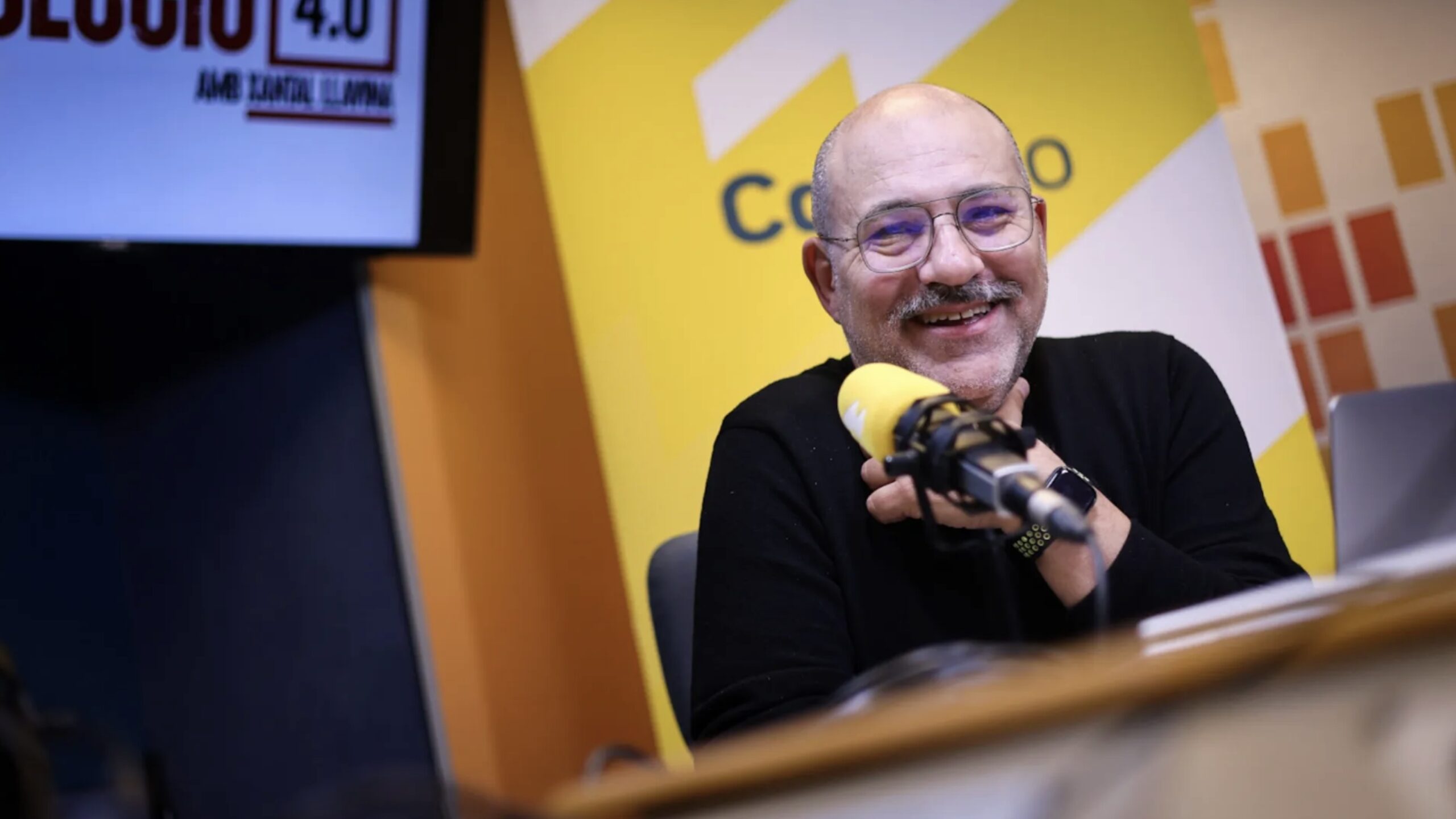 Tecnofeudalisme: Internet es cinco sitios web de tres personas.